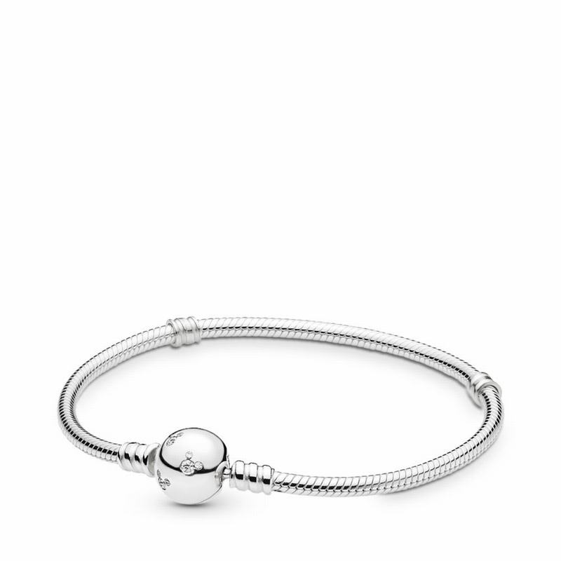 Pandora Australia Disney Moments Sparkling Mickey Mouse & Snake Chain Bracelet - Sterling Silver | S